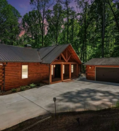 Amy Klassen | The Mountain Team | RE/MAX Town & Country