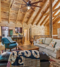 Amy Klassen | The Mountain Team | RE/MAX Town & Country
