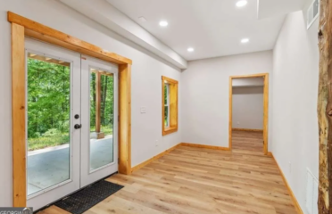 Amy Klassen | The Mountain Team | RE/MAX Town & Country