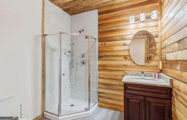 Amy Klassen | The Mountain Team | RE/MAX Town & Country